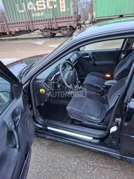Opel Vectra B 