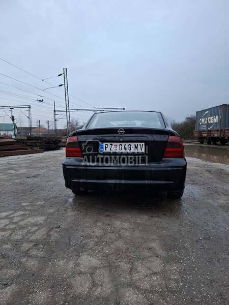 Opel Vectra B 