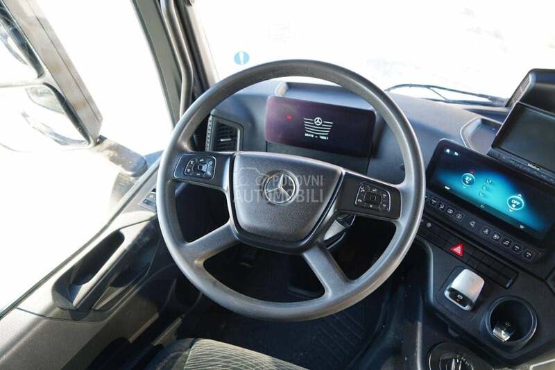 Mercedes Benz Arocs / IMP3652