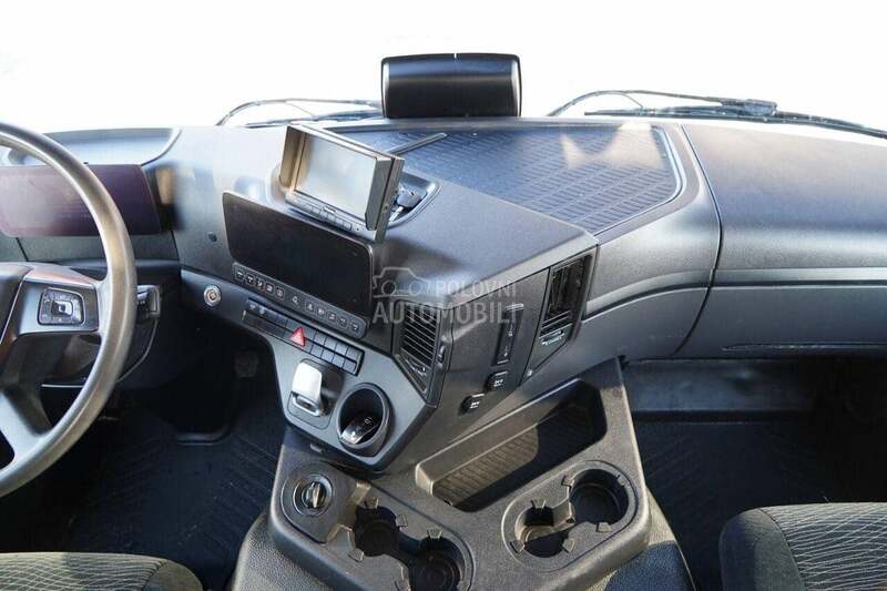 Mercedes Benz Arocs / IMP3652