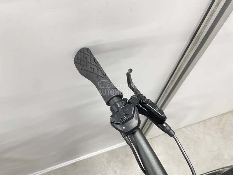 Trek Fx2 28 ebike L vel