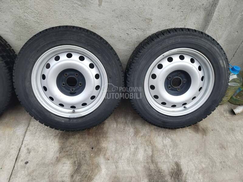 Toyo 215/60 R16 Zimska