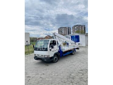 Nissan Cabstar 19m