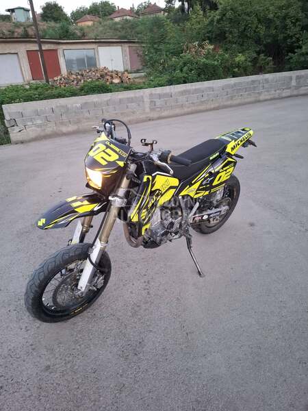 Suzuki drz