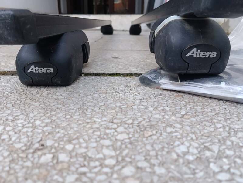 Atera krovni nosači