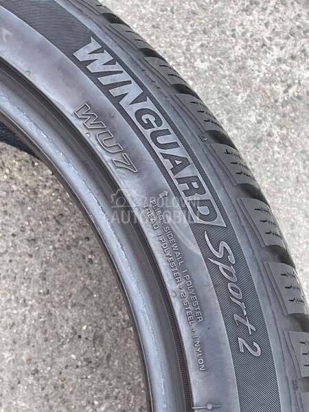 Nexen 245/40 R19 Zimska