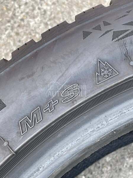 Nexen 245/40 R19 Zimska