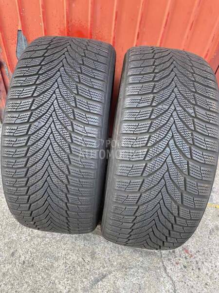 Nexen 245/40 R19 Zimska