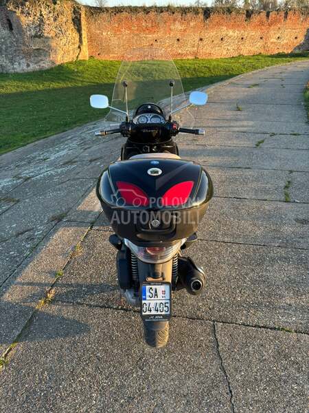 Piaggio beverly tourer 300