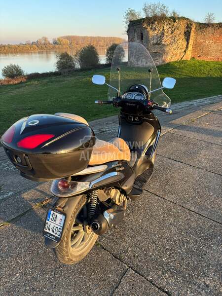 Piaggio beverly tourer 300