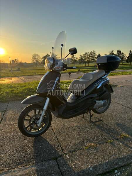 Piaggio beverly tourer 300