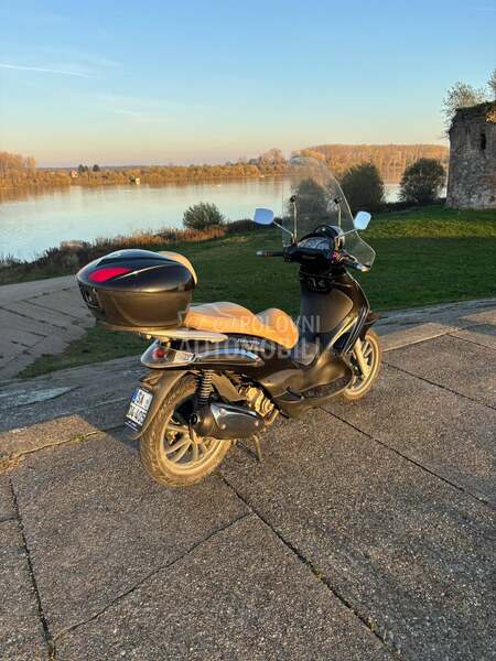 Piaggio beverly tourer 300