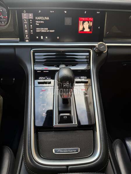 Porsche Panamera 4s