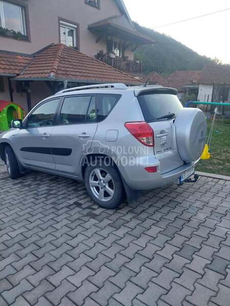 Toyota RAV 4 2.2 D-4D