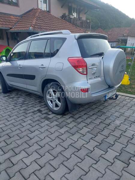 Toyota RAV 4 2.2 D-4D