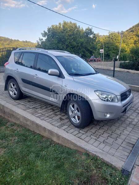 Toyota RAV 4 2.2 D-4D