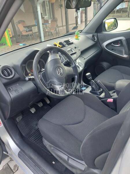 Toyota RAV 4 2.2 D-4D