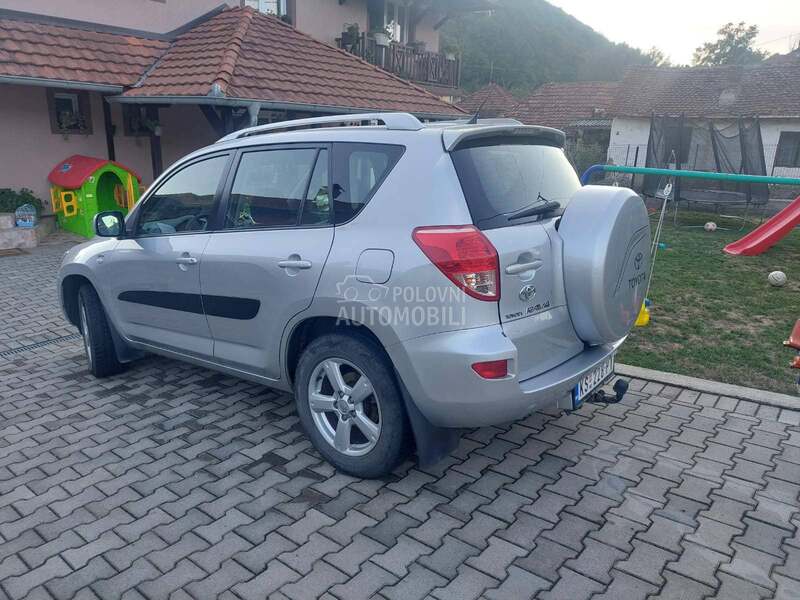 Toyota RAV 4 2.2 D-4D