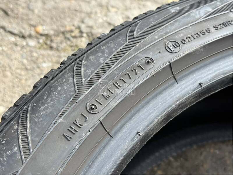 Falken 275/40 R20 Zimska