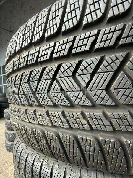 Pirelli 275/50 R20 Zimska