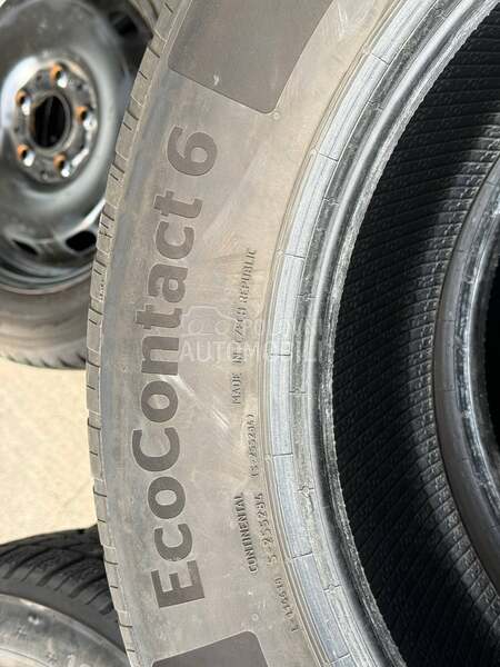 Continental 215/65 R17 Letnja