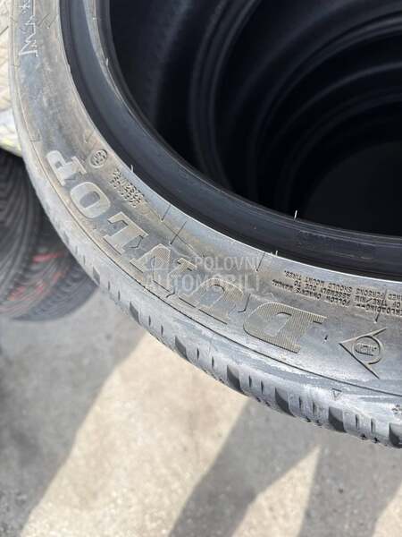 Dunlop 255/45 R20 Zimska