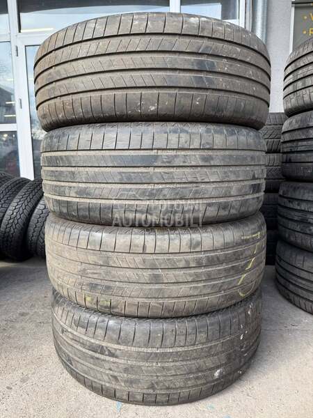 Bridgestone 255/45 R20 Letnja