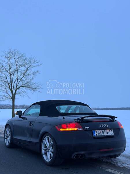 Audi TT S line