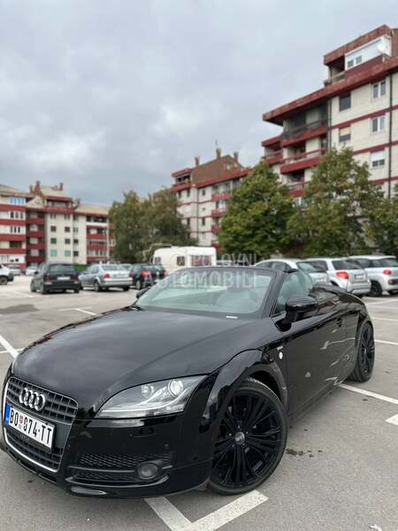 Audi TT S line