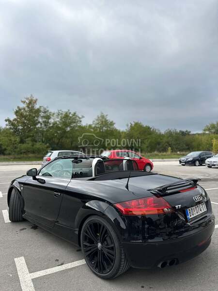 Audi TT S line