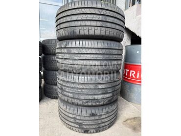 Pirelli 255/40 R19 Letnja
