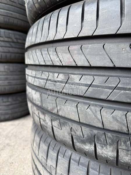 Pirelli 255/40 R19 Letnja