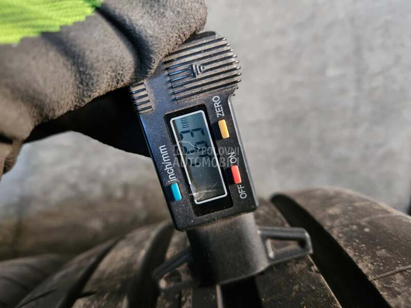 Dunlop 225/45 R17 Letnja