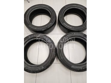Michelin 215/55 R17 Letnja