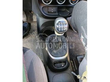 Rucica menjaca za Fiat 500L od 2012. do 2022. god.