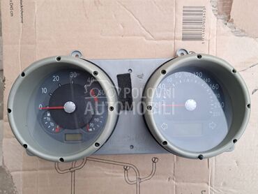 Signal tabla za Volkswagen Polo od 2000. do 2002. god.