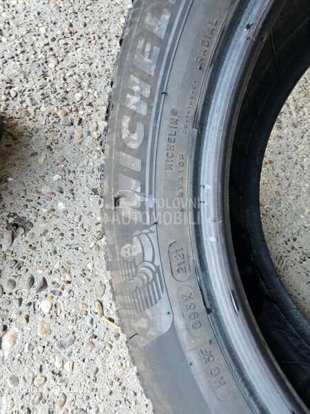 Michelin 215/55 R17 Zimska