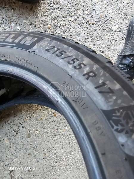 Michelin 215/55 R17 Zimska