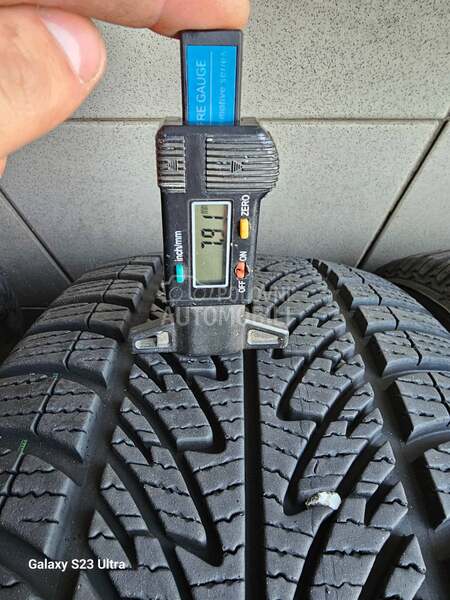 Goodyear 225/45 R17 Zimska