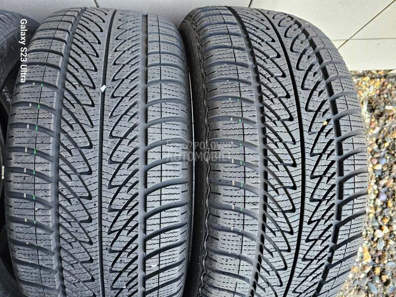 Goodyear 225/45 R17 Zimska