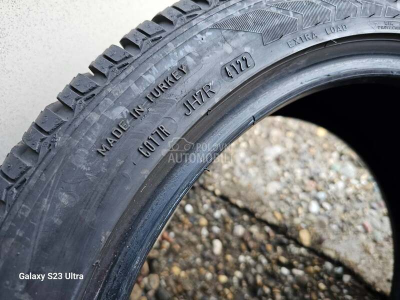 Goodyear 225/45 R17 Zimska