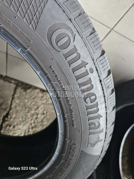 Continental 235/55 R17 Zimska