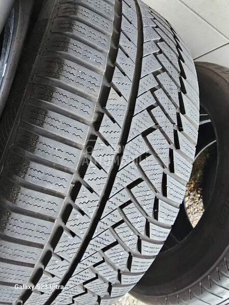 Continental 235/55 R17 Zimska