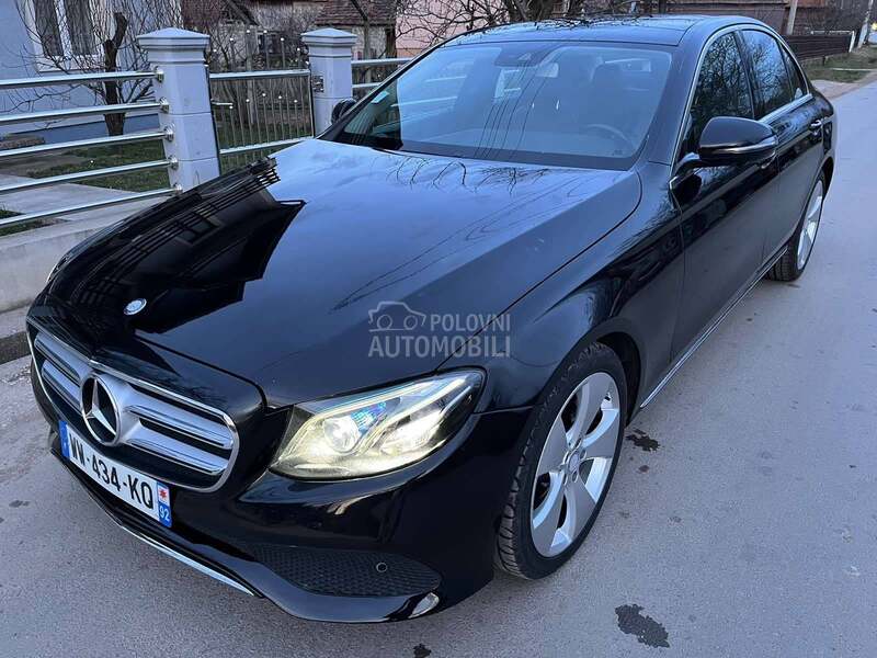 Mercedes Benz E 220 
