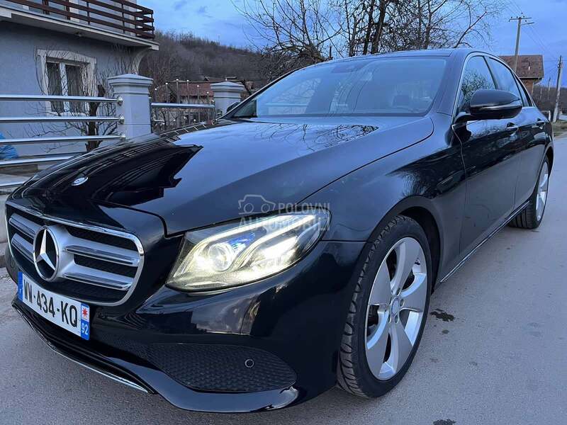 Mercedes Benz E 220 