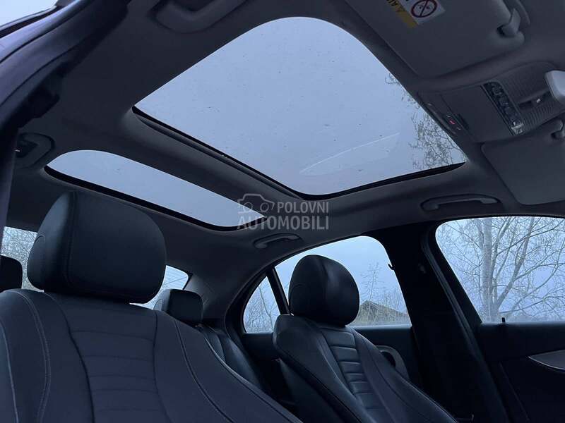Mercedes Benz E 220 