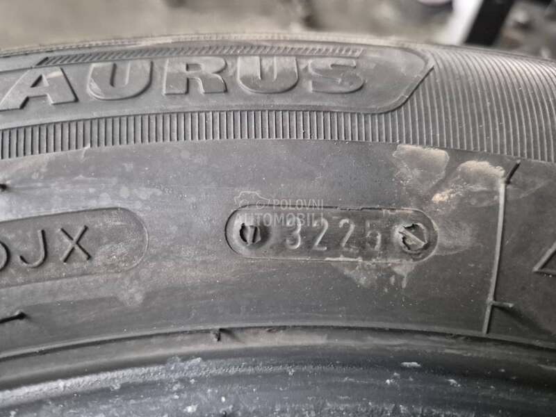 Taurus 215/60 R16 Zimska