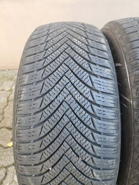 Minerva 215/60 R16 Zimska