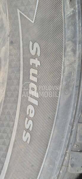 Hankook 215/65 R16 Zimska