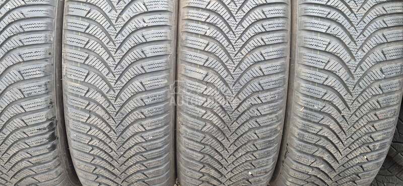 Hankook 215/65 R16 Zimska